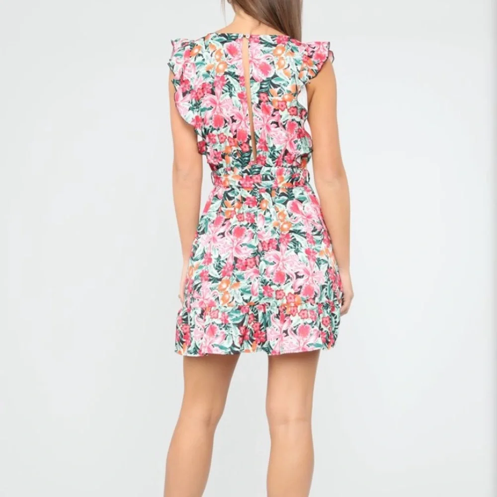 NEW Fashion Nova Tropical Floral Print Dress